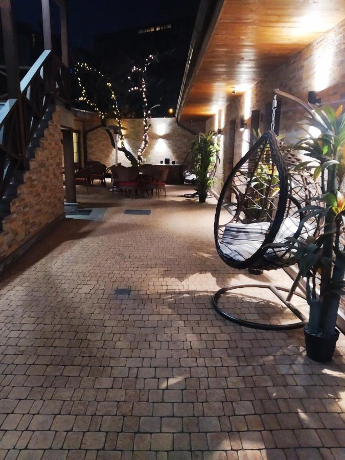Boutique Living Hotel Yerevan Exterior foto